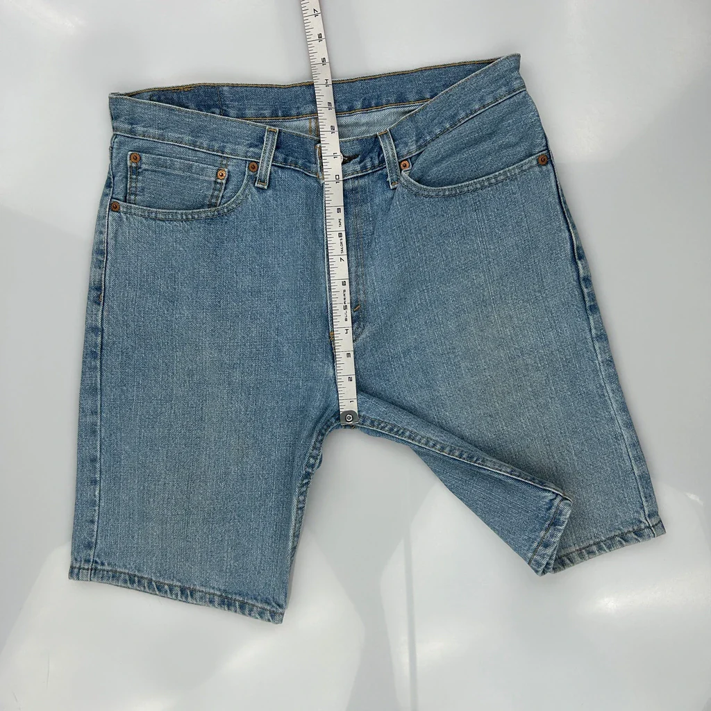 Levis Denim Shorts - 34W 11L Light Wash Cotton - Image 4